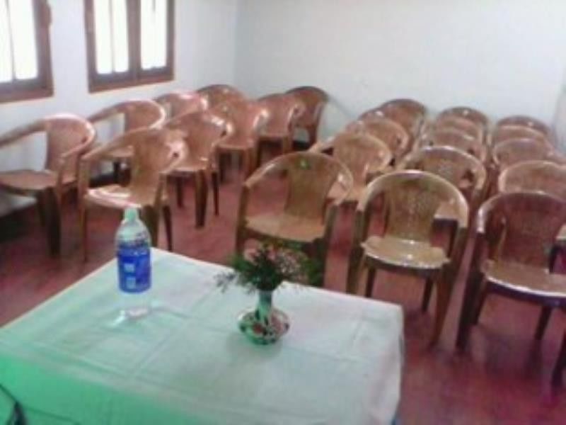 Bhīm Tāl Hotel New Bharat מראה חיצוני תמונה